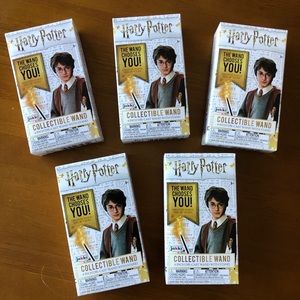 NIB ✨ 5 Harry Potter Mini Mystery Die Cast Wands